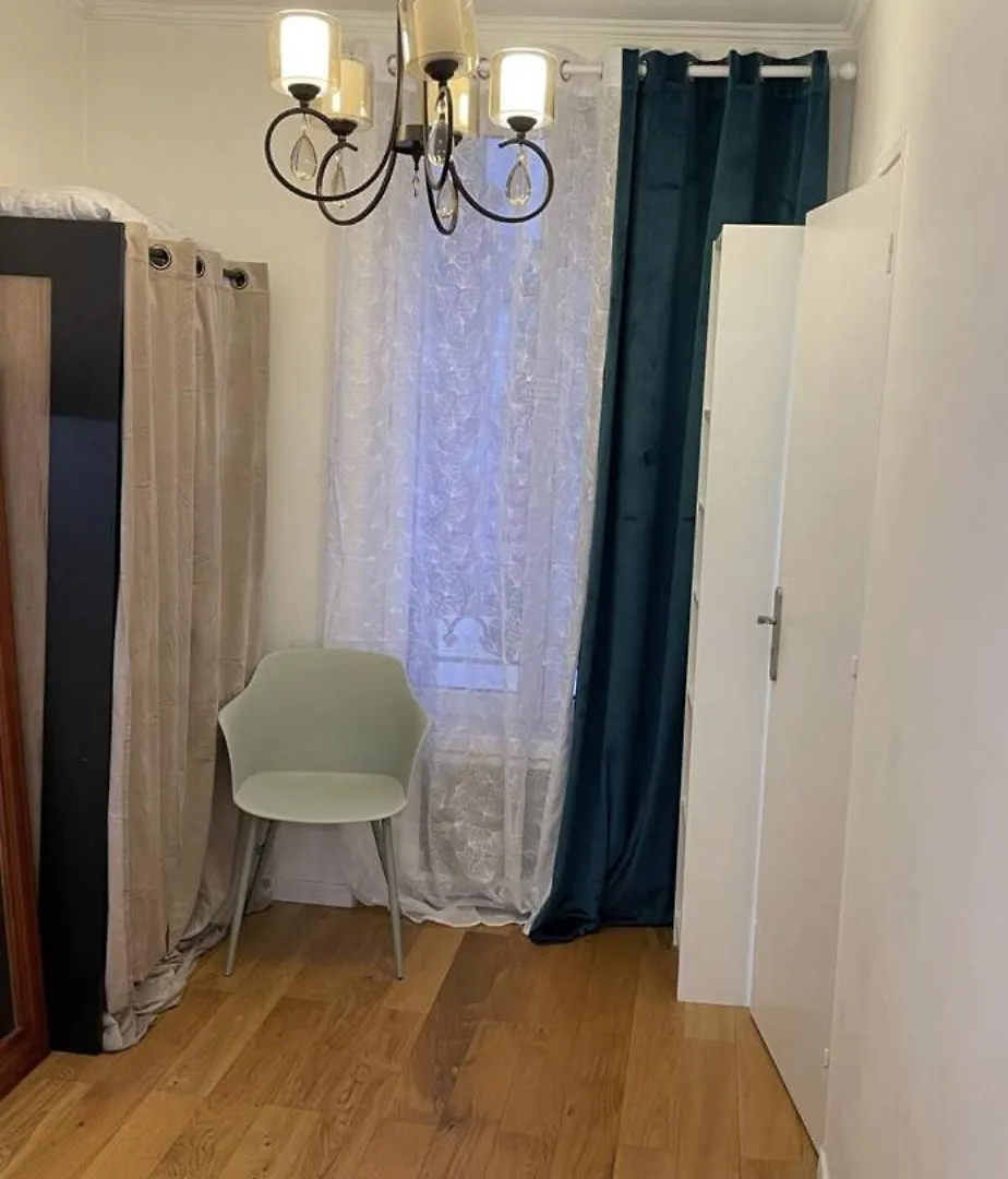 Chambre Et Salon Proche Centre Ville Et Monuments Parigi 0*,